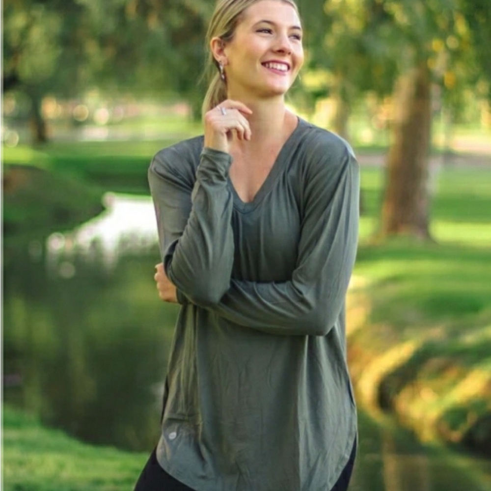 Senita boyfriend long sleeve tee
